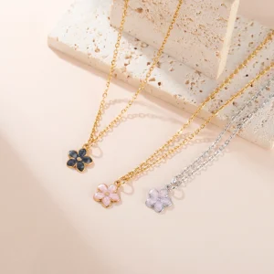 Colliers avec pendentif en forme de fleur en émail doux pour femmes et filles, en acier inoxydable, couleur or, fleur de cerisier, marguerite, bijoux, cadeau d’anniversaire Colliers avec pendentif en forme de fleur en émail doux pour femmes et filles, en acier inoxydable, couleur or, fleur de cerisier, marguerite, bijoux, cadeau d’anniversaire