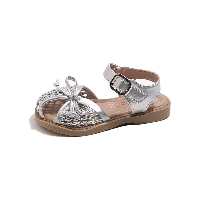 sandales pour enfants tissage nœuds simples filles chaussures de princesse ins à la mode décontracté 2025 été nouveaux enfants chaussures de plage évidé ins sandales pour enfants tissage nœuds simples filles chaussures de princesse ins à la mode décontracté 2025 été nouveaux enfants chaussures de plage évidé ins