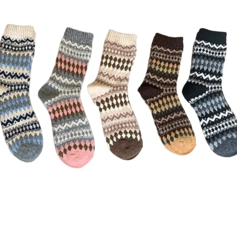 chaussettes chaudes en laine de style ethnique rétro japonais, style nordique, chaussettes à poils épais, chaussettes de confinement, automne et hiver chaussettes chaudes en laine de style ethnique rétro japonais, style nordique, chaussettes à poils épais, chaussettes de confinement, automne et hiver