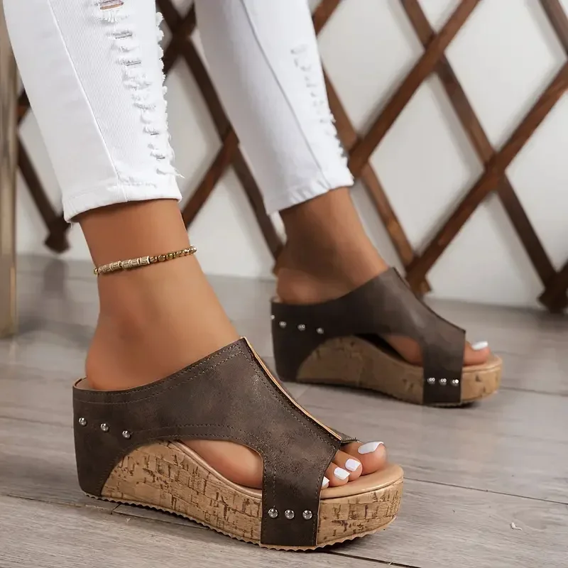 Femmes sandales femmes luxe sandales décontractées romain bout ouvert plate-forme sandales de créateur 2025 nouveau été femmes rétro chaussures à semelles compensées Femmes sandales femmes luxe sandales décontractées romain bout ouvert plate-forme sandales de créateur 2025 nouveau été femmes rétro chaussures à semelles compensées