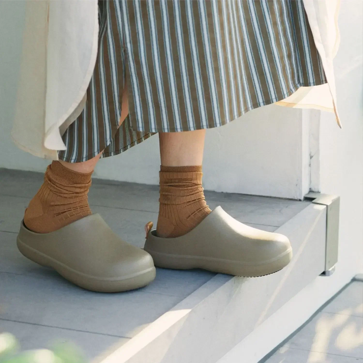 careaymade chaussures légères de chef japonais pour hommes et femmes, pantoufles mules eva super douces, pantoufles d'été pour salle d'opération de médecin careaymade chaussures légères de chef japonais pour hommes et femmes, pantoufles mules eva super douces, pantoufles d'été pour salle d'opération de médecin