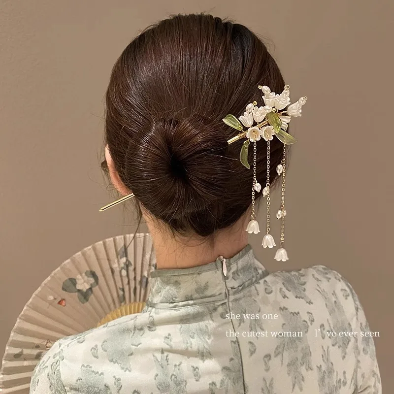 pince à cheveux élégante de style chinois, bâton à pompon, design floral traditionnel, accessoire de coiffure, bijoux pour femmes, épingle à cheveux, aiguille pour cheveux pince à cheveux élégante de style chinois, bâton à pompon, design floral traditionnel, accessoire de coiffure, bijoux pour femmes, épingle à cheveux, aiguille pour cheveux