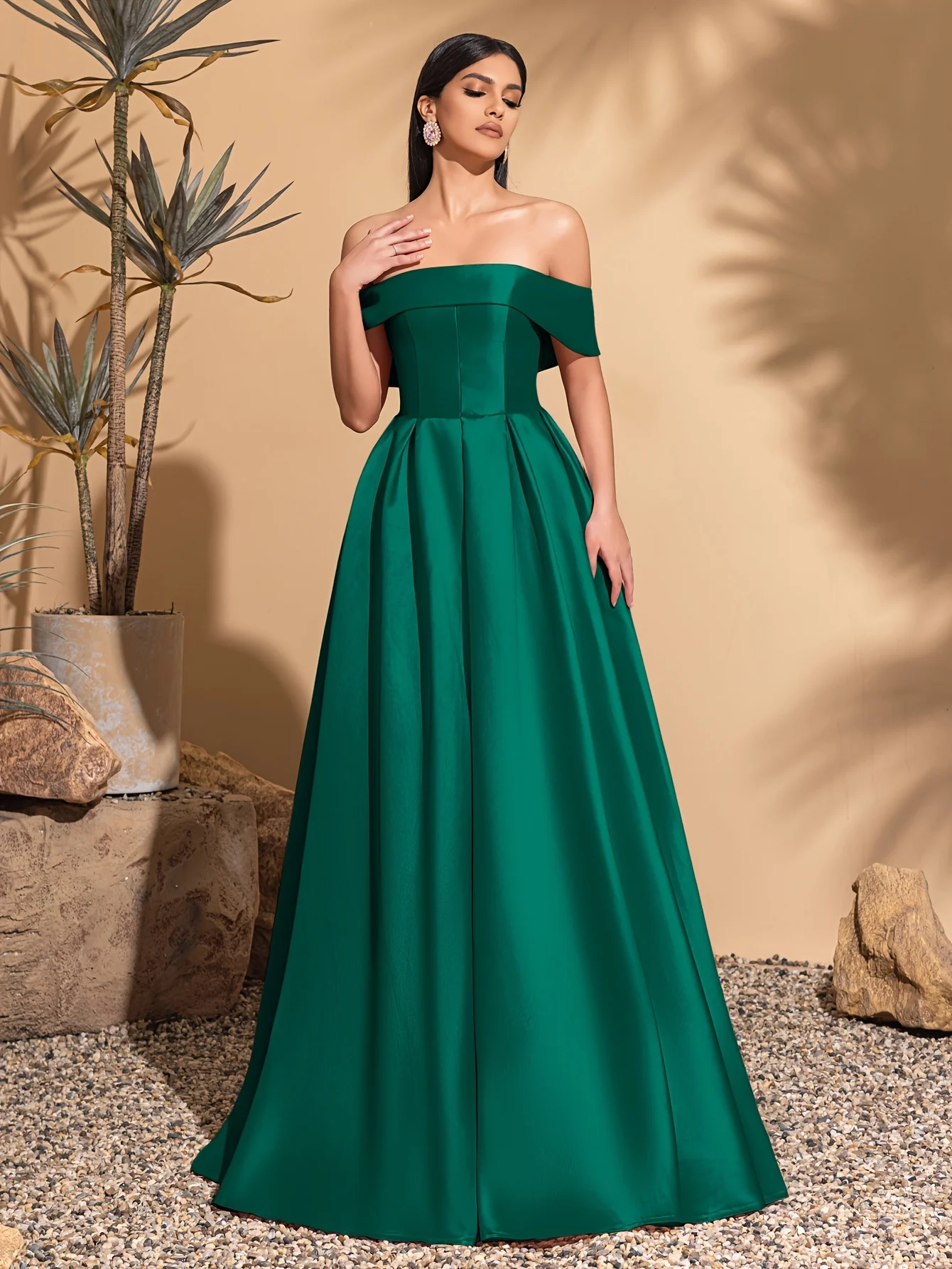robe en satin à épaules dénudées avec cravate au dos, robe élégante et chic robe en satin à épaules dénudées avec cravate au dos, robe élégante et chic