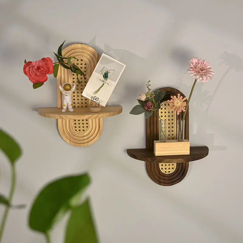 Étagère murale suspendue de style nordique, en rotin indonésien japonais, support à fleurs en bois massif, décoration murale pour maison Étagère murale suspendue de style nordique, en rotin indonésien japonais, support à fleurs en bois massif, décoration murale pour maison