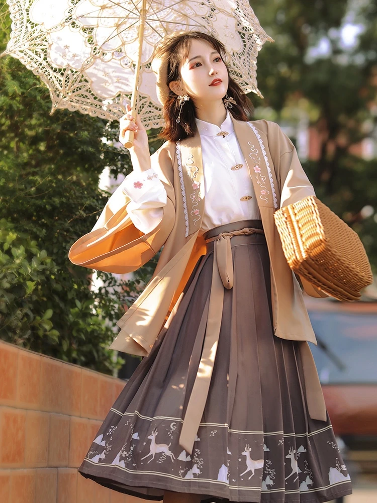 ensemble hanfu trois pièces brodé – hanfu modifié original avec éléments han féminins, style de la dynastie ming, usage quotidien polyvalent ensemble hanfu trois pièces brodé – hanfu modifié original avec éléments han féminins, style de la dynastie ming, usage quotidien polyvalent