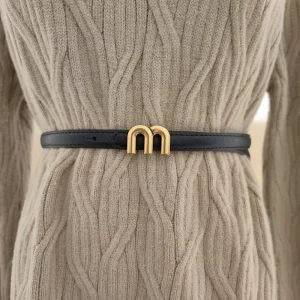 Ceinture de pantalon multi-éléments en alliage coréen, boucle en M, style INS simple, ceinture décorative polyvalente pour femmes Ceinture de pantalon multi-éléments en alliage coréen, boucle en M, style INS simple, ceinture décorative polyvalente pour femmes