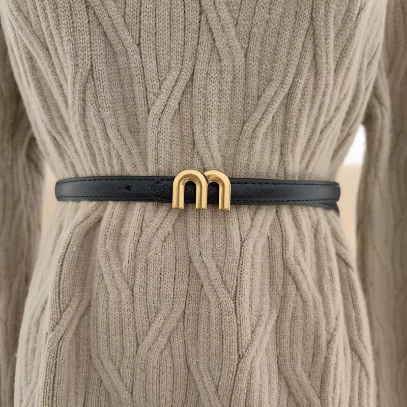 Ceinture de pantalon multi-éléments en alliage coréen, boucle en M, style INS simple, ceinture décorative polyvalente pour femmes Ceinture de pantalon multi-éléments en alliage coréen, boucle en M, style INS simple, ceinture décorative polyvalente pour femmes