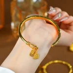 Bracelet de luxe rétro à main ouverte, méthode ancienne, couleur or sable or, Talisman de Fortune, nouveau Style chinois, accessoire de bijoux polyvalent