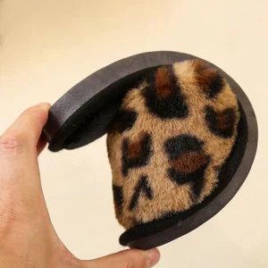 Mode anti-dérapant léopard moelleux pantoufles antidérapant décontracté doux pantoufles chambre chaussures maison semelle épaisse pantoufles adultes Mode anti-dérapant léopard moelleux pantoufles antidérapant décontracté doux pantoufles chambre chaussures maison semelle épaisse pantoufles adultes