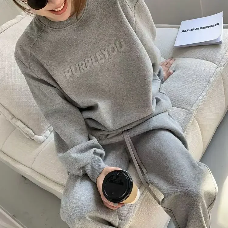 ensemble sportif violet décontracté pour femmes, nouvelle mode printemps automne 2021, sweat shirt ample, pantalon long, ensemble deux pièces, atmosphère élégante ensemble sportif violet décontracté pour femmes, nouvelle mode printemps automne 2021, sweat shirt ample, pantalon long, ensemble deux pièces, atmosphère élégante