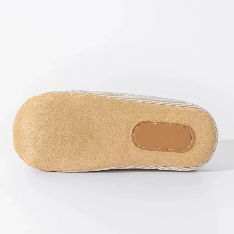 pantoufles japonaises silencieuses pour hommes et femmes, pantoufles chaudes en coton, fond souple, antidérapantes, chaussures d'hiver pour couples, nouvelle collection automne pantoufles japonaises silencieuses pour hommes et femmes, pantoufles chaudes en coton, fond souple, antidérapantes, chaussures d'hiver pour couples, nouvelle collection automne