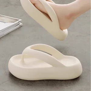 Tongs japonaises à semelles épaisses pour femmes, vêtements d’extérieur d’été, nouvelles chaussures de plage EVA antidérapantes et anti-odeur augmentant la hauteur, 2024 Tongs japonaises à semelles épaisses pour femmes, vêtements d’extérieur d’été, nouvelles chaussures de plage EVA antidérapantes et anti-odeur augmentant la hauteur, 2024