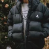 Mode coréenne hiver à capuche sport vestes courtes en coton chaud broderie hommes veste imperméable veste d&rsquo;hiver hommes streetwear