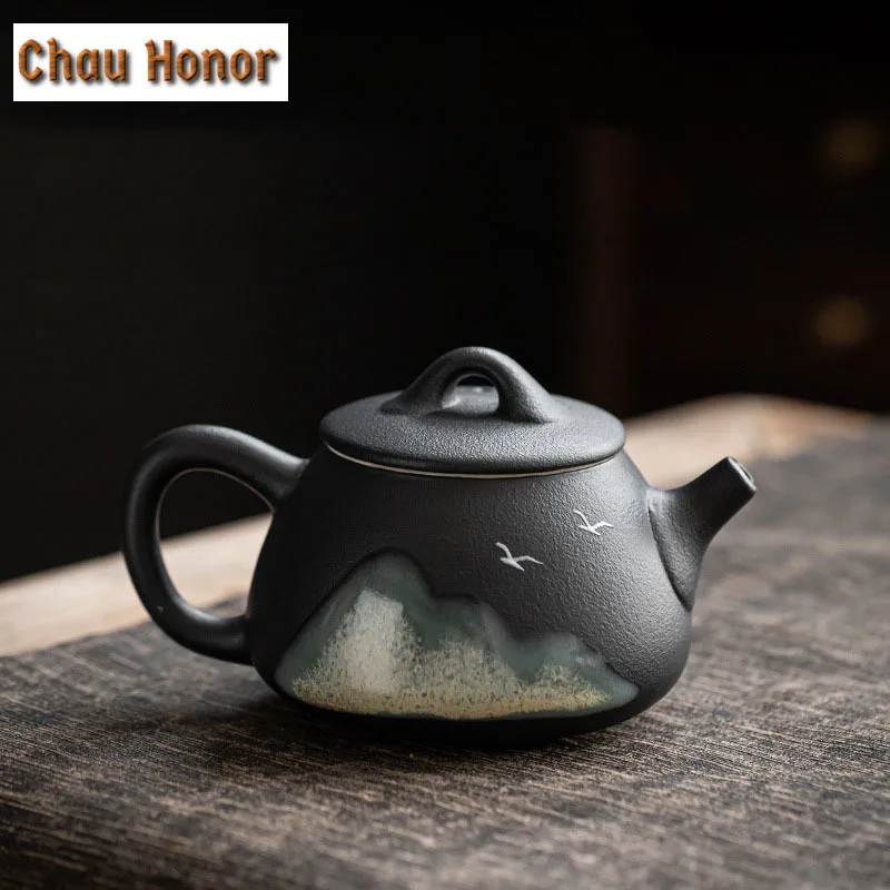 théière japonaise en céramique brute, peint à la main théière japonaise en céramique brute, peint à la main