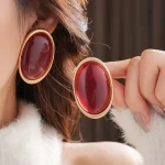 Boucles d’oreilles Vintage en résine rouge pour femmes, grandes boucles d’oreilles ovales géométriques de luxe, bijoux d’oreille de fête de mariage, vente en gros Boucles d’oreilles Vintage en résine rouge pour femmes, grandes boucles d’oreilles ovales géométriques de luxe, bijoux d’oreille de fête de mariage, vente en gros