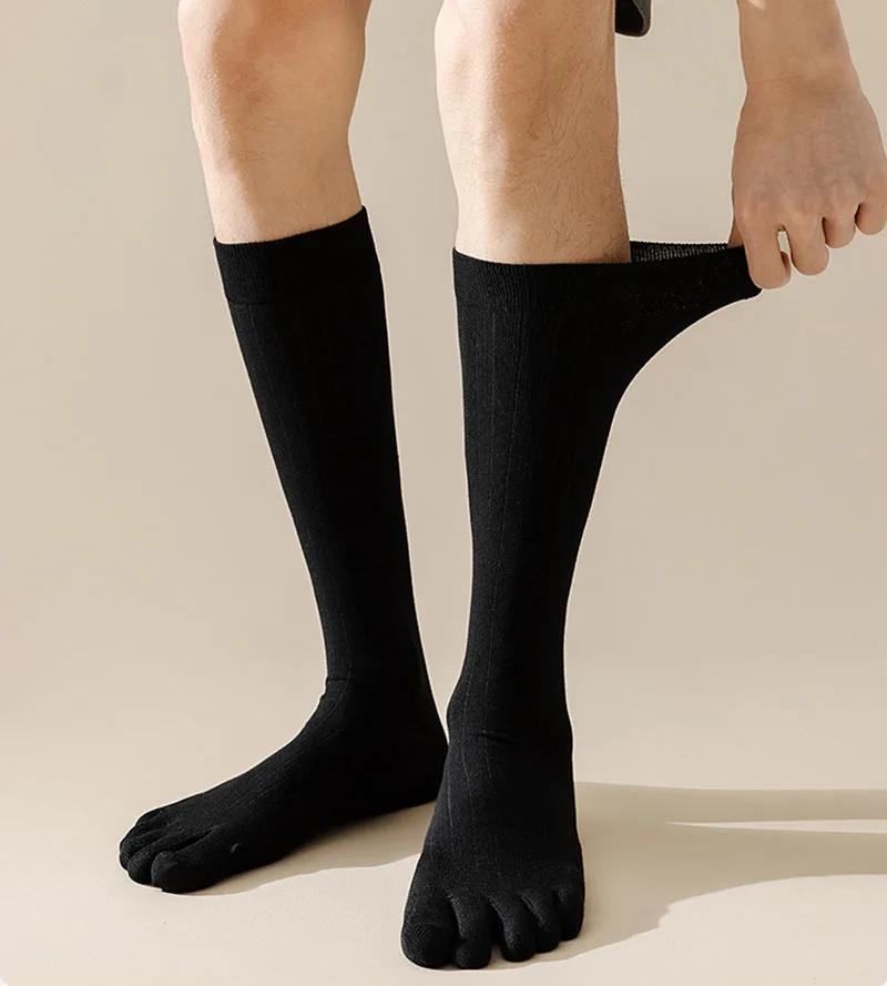 mode genou haute cinq doigts chaussettes pour hommes couleur unie rayé mollet chaussettes printemps été absorption de la sueur bout fendu chaussettes 5 orteils mode genou haute cinq doigts chaussettes pour hommes couleur unie rayé mollet chaussettes printemps été absorption de la sueur bout fendu chaussettes 5 orteils