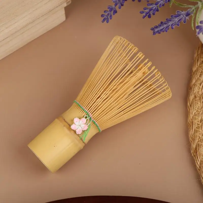 1x fouet à thé en bambou japonais avec pendentif fleur de cerisier chasen matcha thé vert poudre fouet brosse à thé accessoires d'outils de cuisine 1x fouet à thé en bambou japonais avec pendentif fleur de cerisier chasen matcha thé vert poudre fouet brosse à thé accessoires d'outils de cuisine