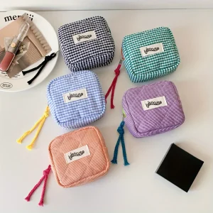 Pochette à cosmétiques minimaliste de Style coréen, petit sac de maquillage carré avec fermeture éclair, rangement Portable pour rouge à lèvres, porte-monnaie pour femmes Pochette à cosmétiques minimaliste de Style coréen, petit sac de maquillage carré avec fermeture éclair, rangement Portable pour rouge à lèvres, porte-monnaie pour femmes