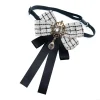 Broche à nœud papillon réglable pour femmes, élégante pince à cravate pré-nouée, ruban à carreaux, chemise à nœud col Broche à nœud papillon réglable pour femmes, élégante pince à cravate pré-nouée, ruban à carreaux, chemise à nœud col