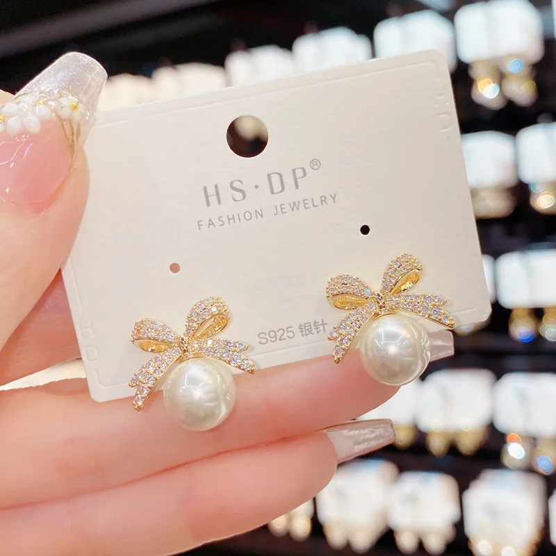 boucles d'oreilles en strass scintillants pour femmes, bijoux de luxe légers, à la mode, cadeaux d'anniversaire de mariage boucles d'oreilles en strass scintillants pour femmes, bijoux de luxe légers, à la mode, cadeaux d'anniversaire de mariage