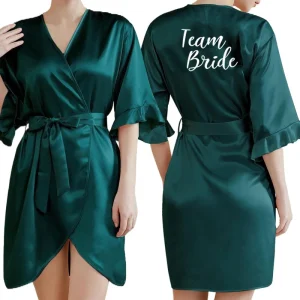 Vert foncé Satin équipe mariée Robe de demoiselle d&rsquo;honneur à volants mariage peignoir Robe femmes Dressing vêtements de nuit mère demoiselle d&rsquo;honneur Kimono