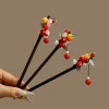 Bâton de cheveux Vintage avec pompon en perles de fleurs pour femmes, nouveau Style chinois, épingle à cheveux Hanfu en bois irrégulière, couvre-chef, accessoires bijoux