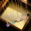 Pendentif fleur de cerisier ; Tour de cou attrayant pour les filles ; Cadeau idéal pour les bijoux de mariage ou de fête pour les femmes